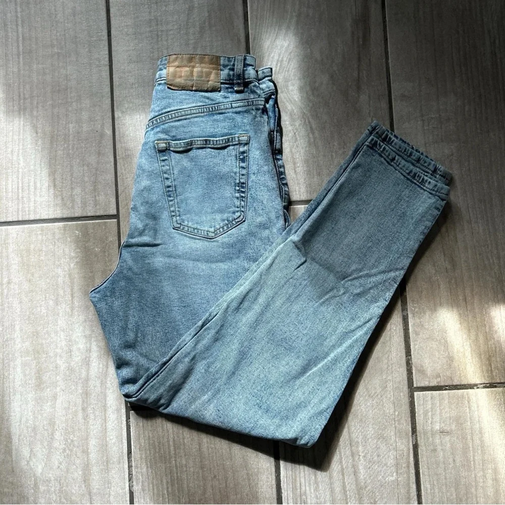 Divided Jeans High Rise - Picture 2 of 2